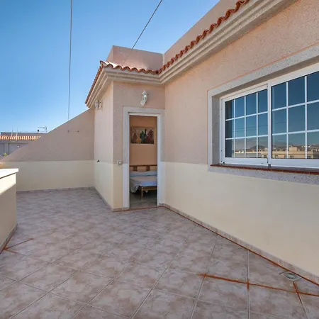 Atico Abrigos Apartment